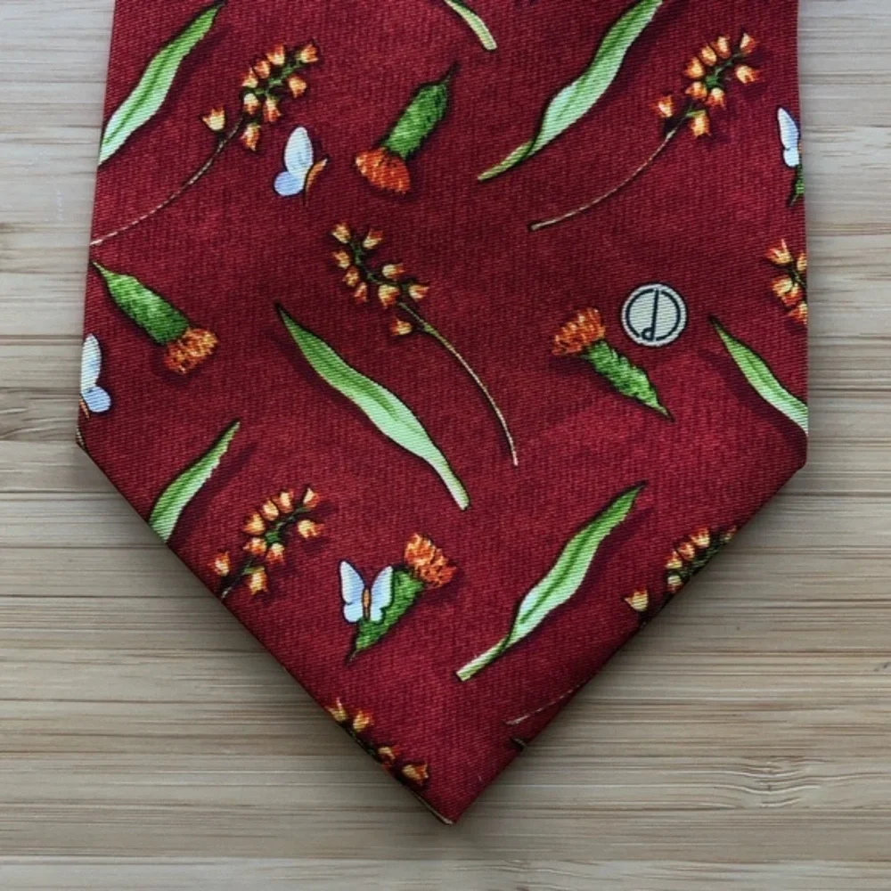 Dunhill Silk Tie In Festive Vibrant Dark Red